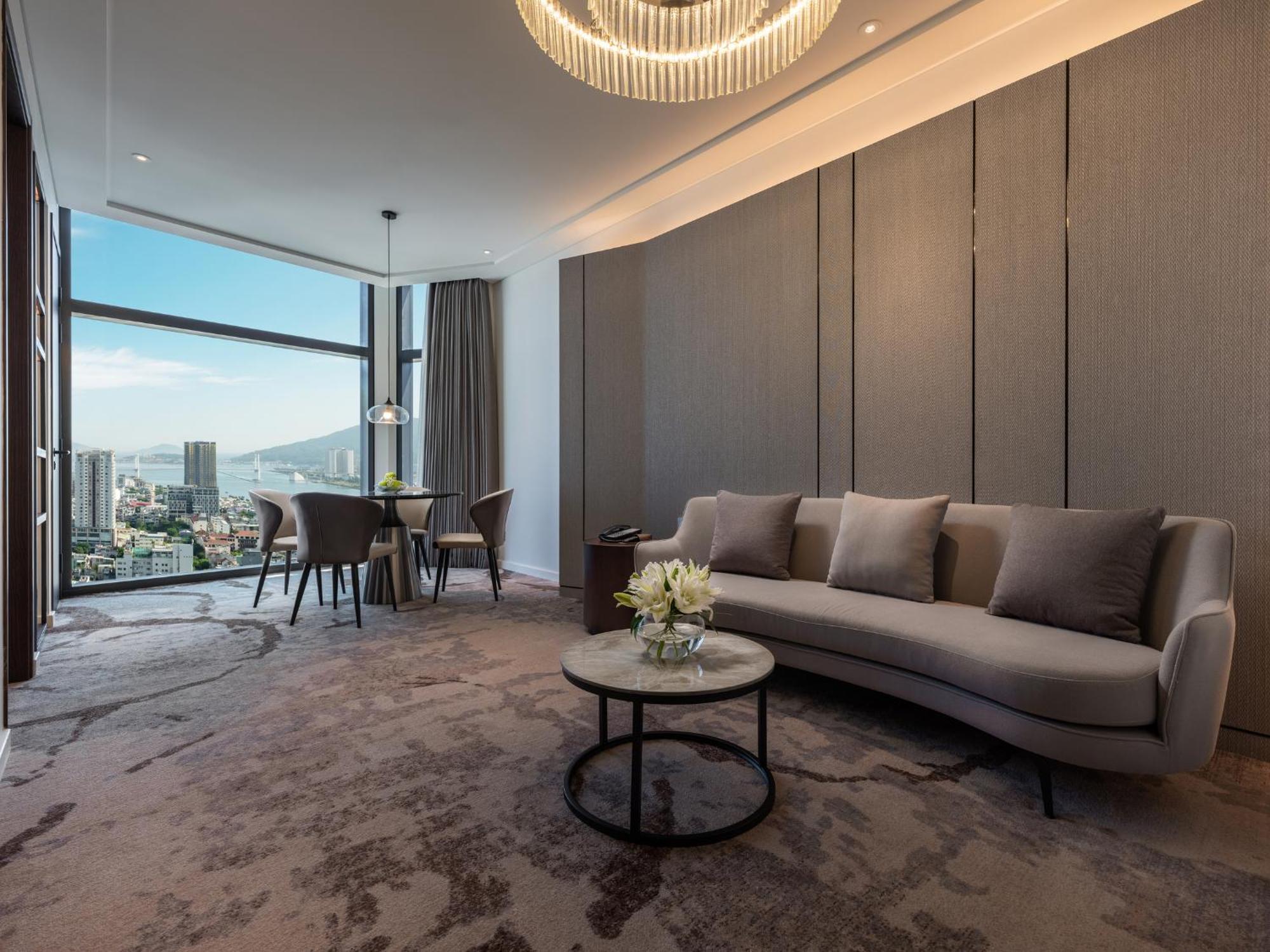 Crowne Plaza Danang City Centre By Ihg 외부 사진