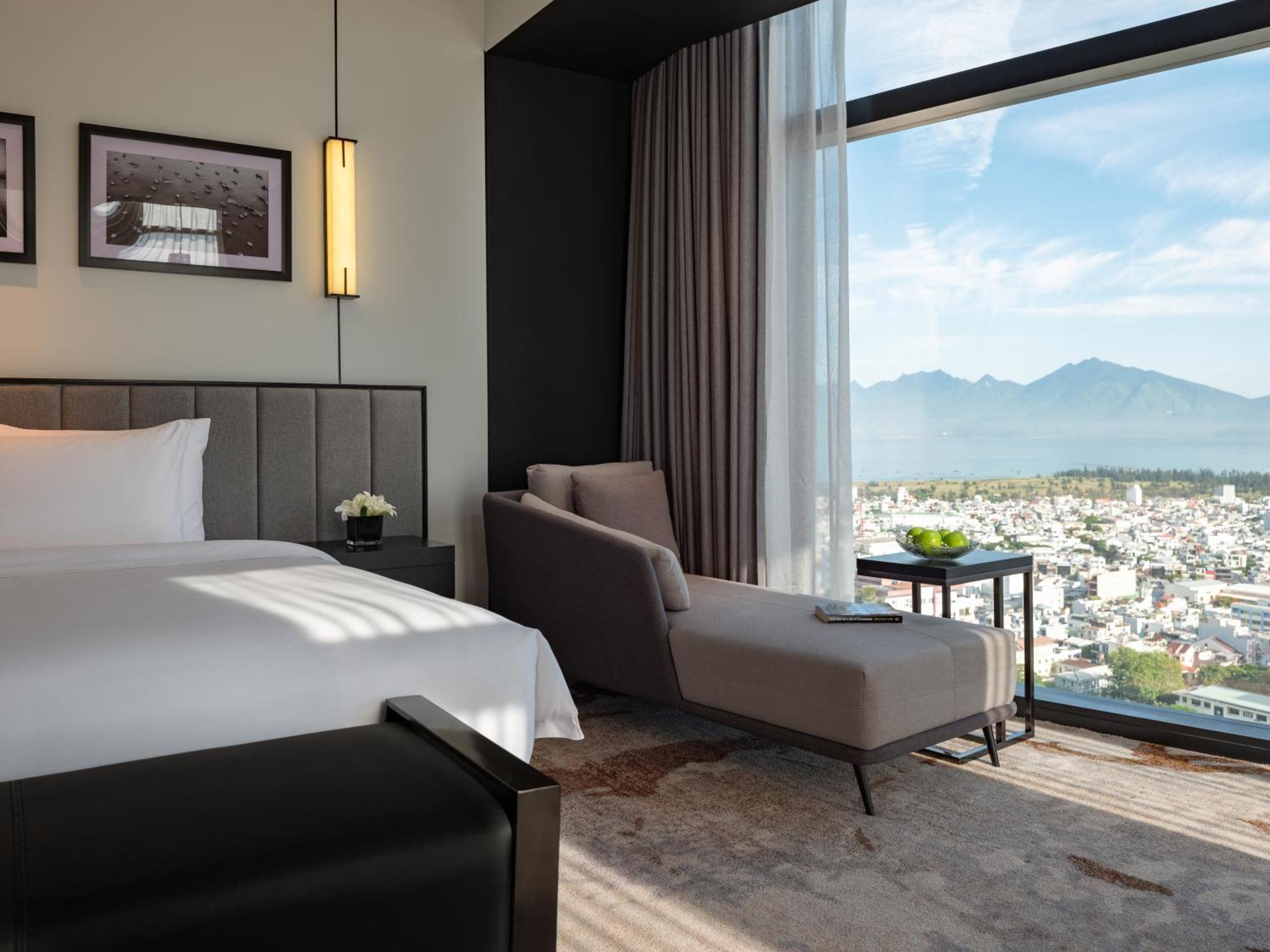 Crowne Plaza Danang City Centre By Ihg 외부 사진