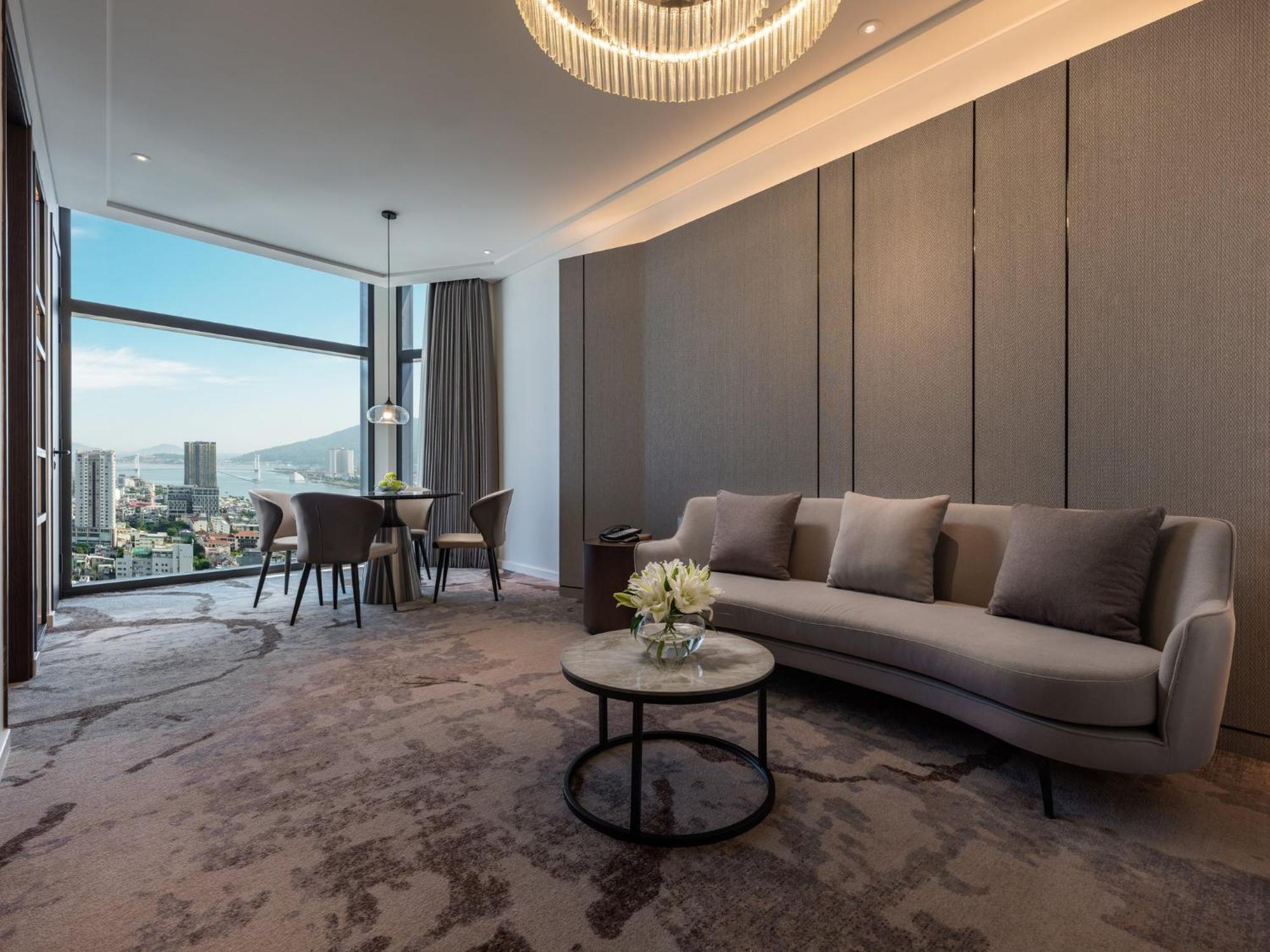Crowne Plaza Danang City Centre By Ihg 외부 사진